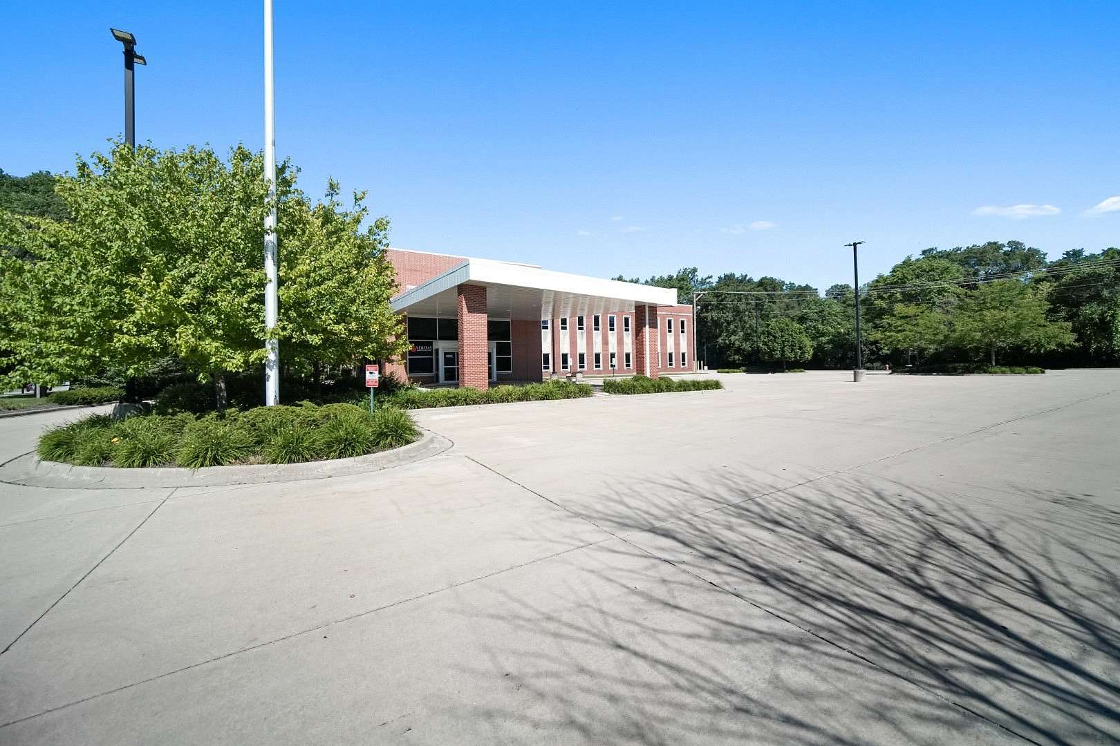 3.8 Acres of Improved Commercial Land for Sale in Joliet, Illinois