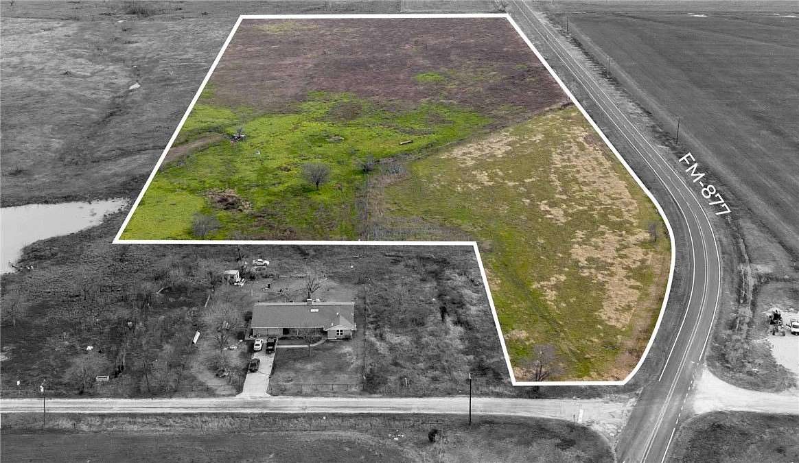 3.382 Acres of Residential Land for Sale in Avalon, Texas