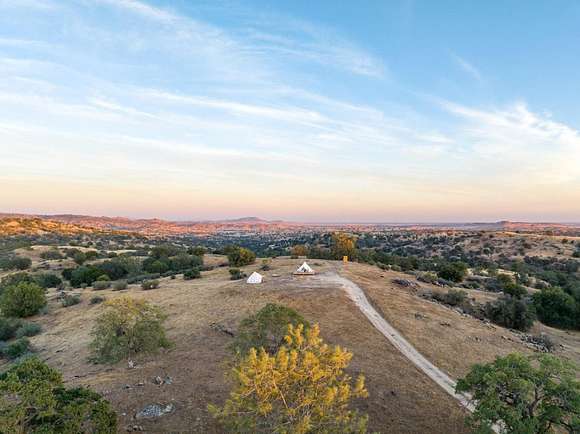 38.61 Acres of Agricultural Land for Sale in Coarsegold, California