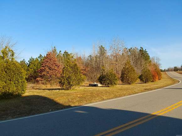 1.21 Acres of Residential Land for Sale in Bauxite, Arkansas