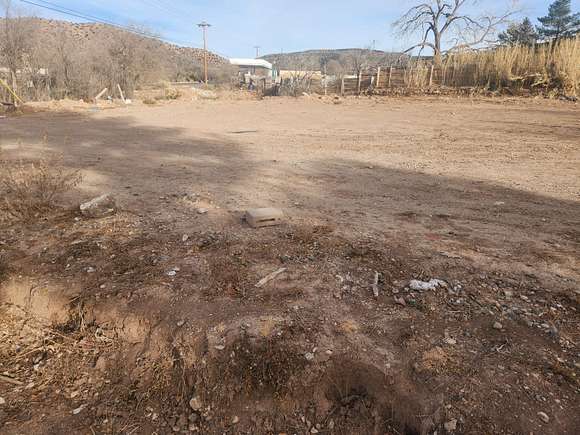 1.05 Acres of Mixed-Use Land for Sale in Placitas, New Mexico