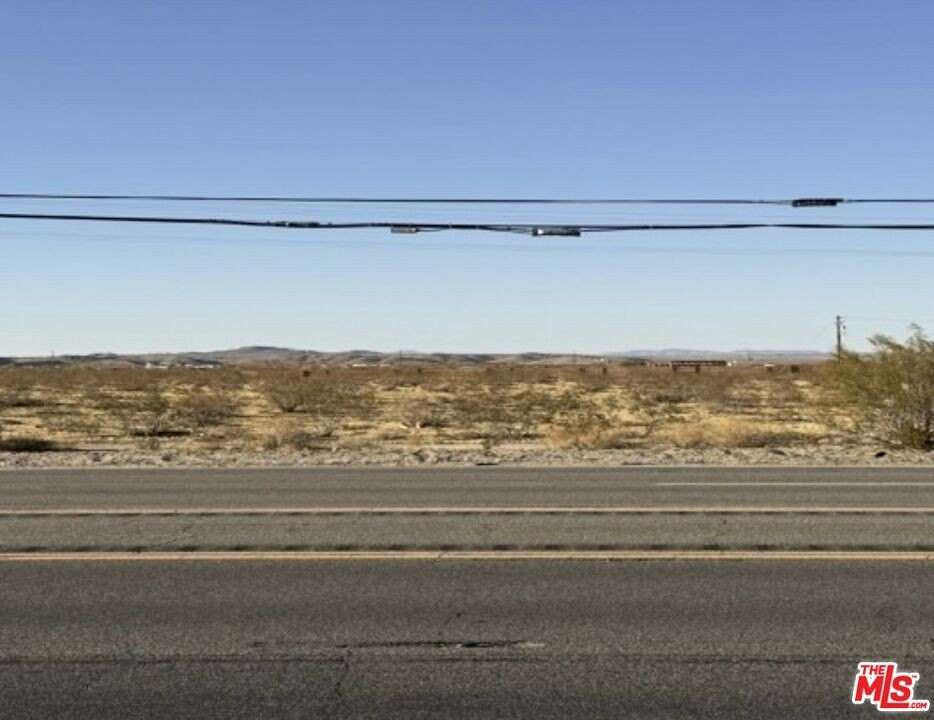 1.15 Acres of Land for Sale in Joshua Tree, California