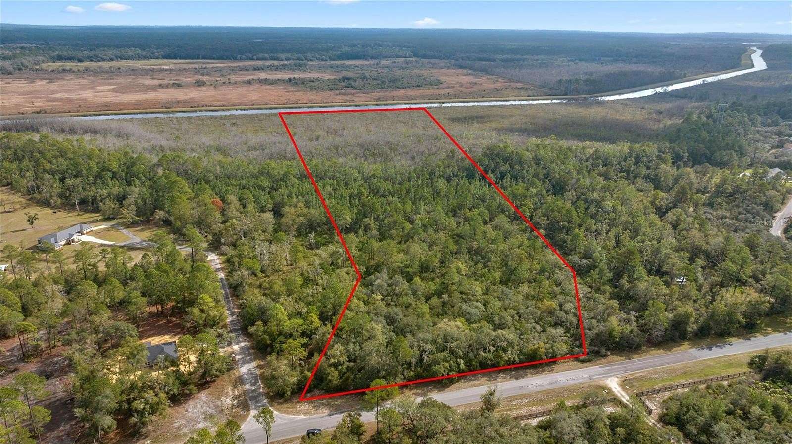 18.02 Acres of Land for Sale in Ocklawaha, Florida