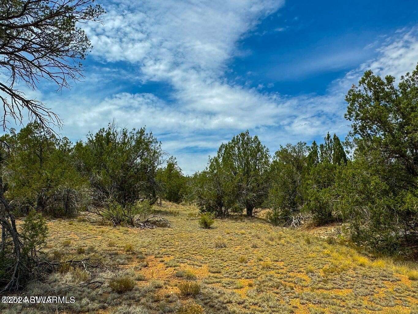 2.11 Acres of Residential Land for Sale in Seligman, Arizona