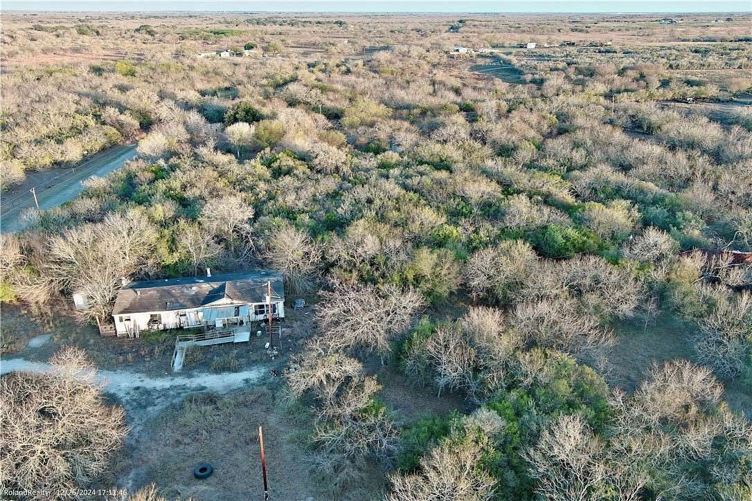 3.73 Acres of Improved Residential Land for Sale in Orange Grove, Texas