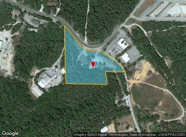 5.66 Acres of Improved Commercial Land for Sale in Eureka Springs, Arkansas