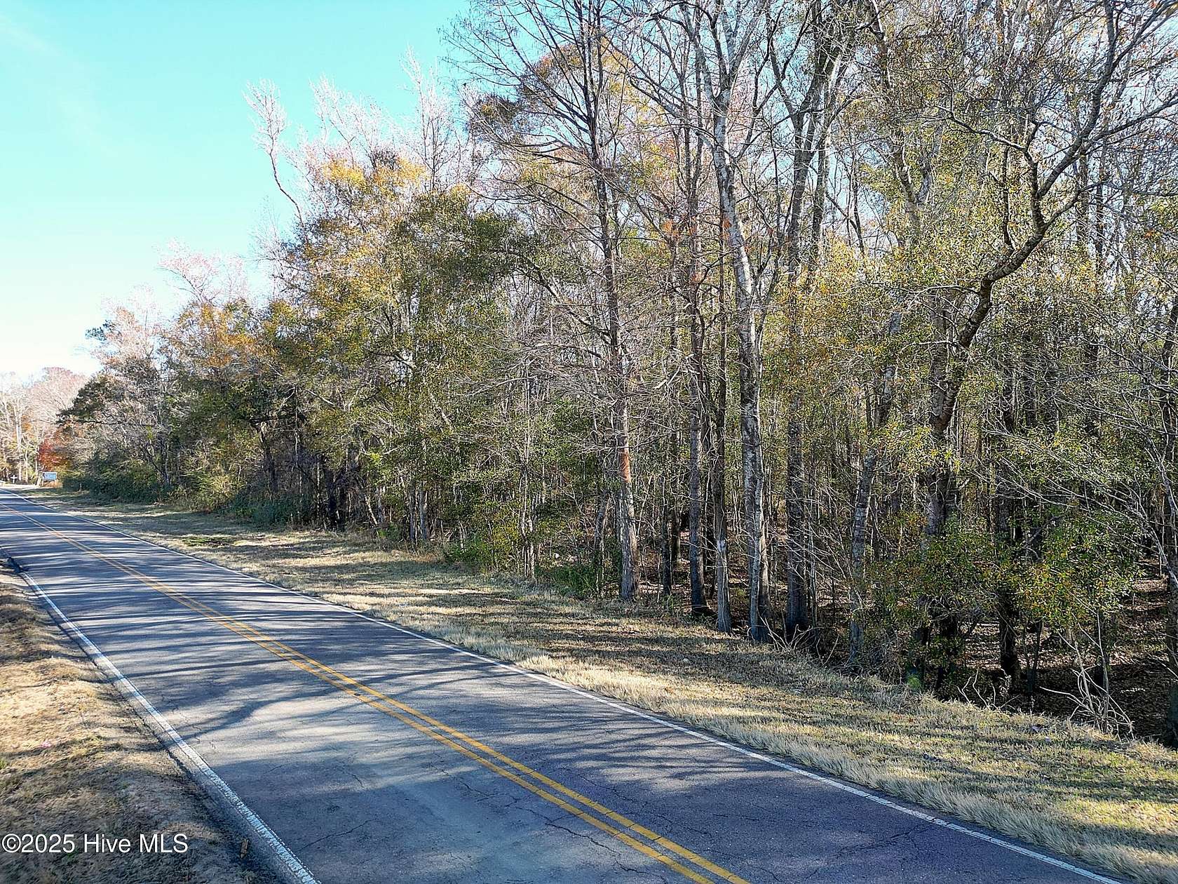 1.02 Acres of Residential Land for Sale in Ash, North Carolina