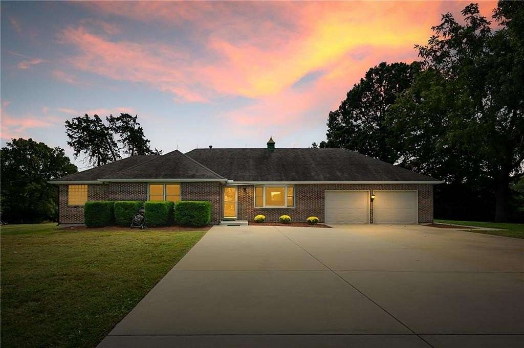 5.13 Acres of Residential Land with Home for Sale in Stilwell, Kansas