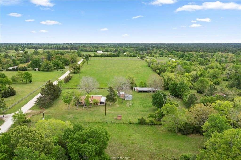 18.5 Acres of Agricultural Land for Sale in Richards, Texas