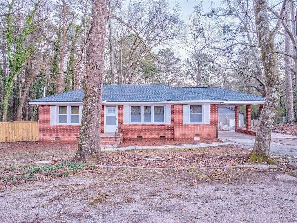 3.42 Acres of Residential Land with Home for Sale in Atlanta, Georgia