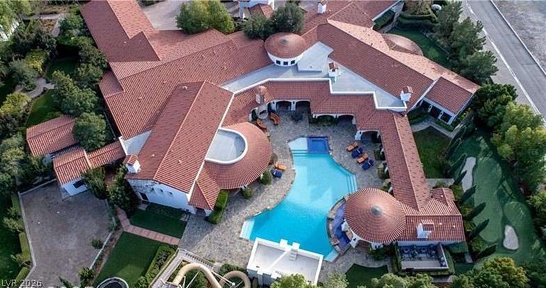 5.16 Acres of Land with Home for Sale in Las Vegas, Nevada