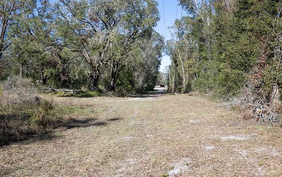 6.5 Acres of Residential Land for Sale in Live Oak, Florida