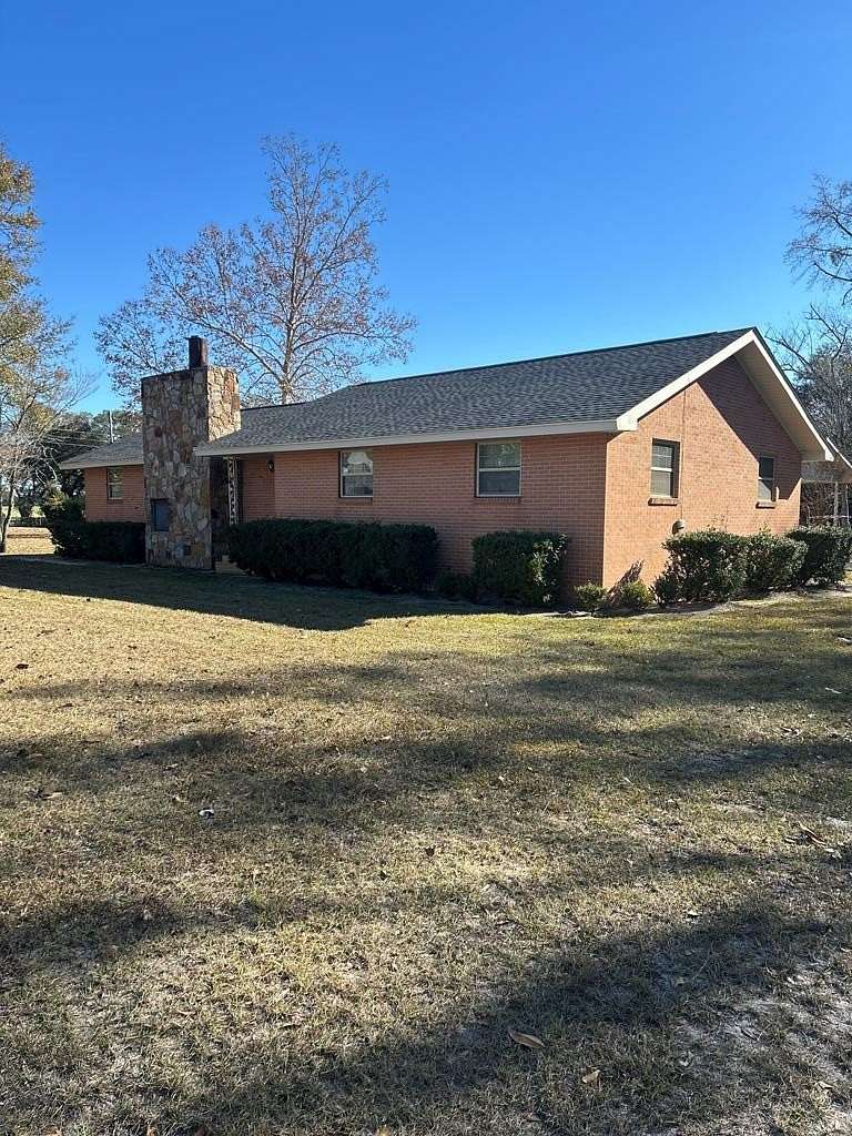 2.88 Acres of Residential Land with Home for Sale in Donalsonville, Georgia