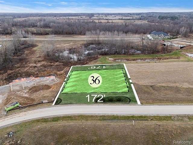 1 Acre of Residential Land for Sale in Oakland Charter Township, Michigan