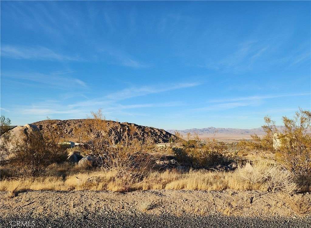 0.623 Acres of Land for Sale in Lucerne Valley, California