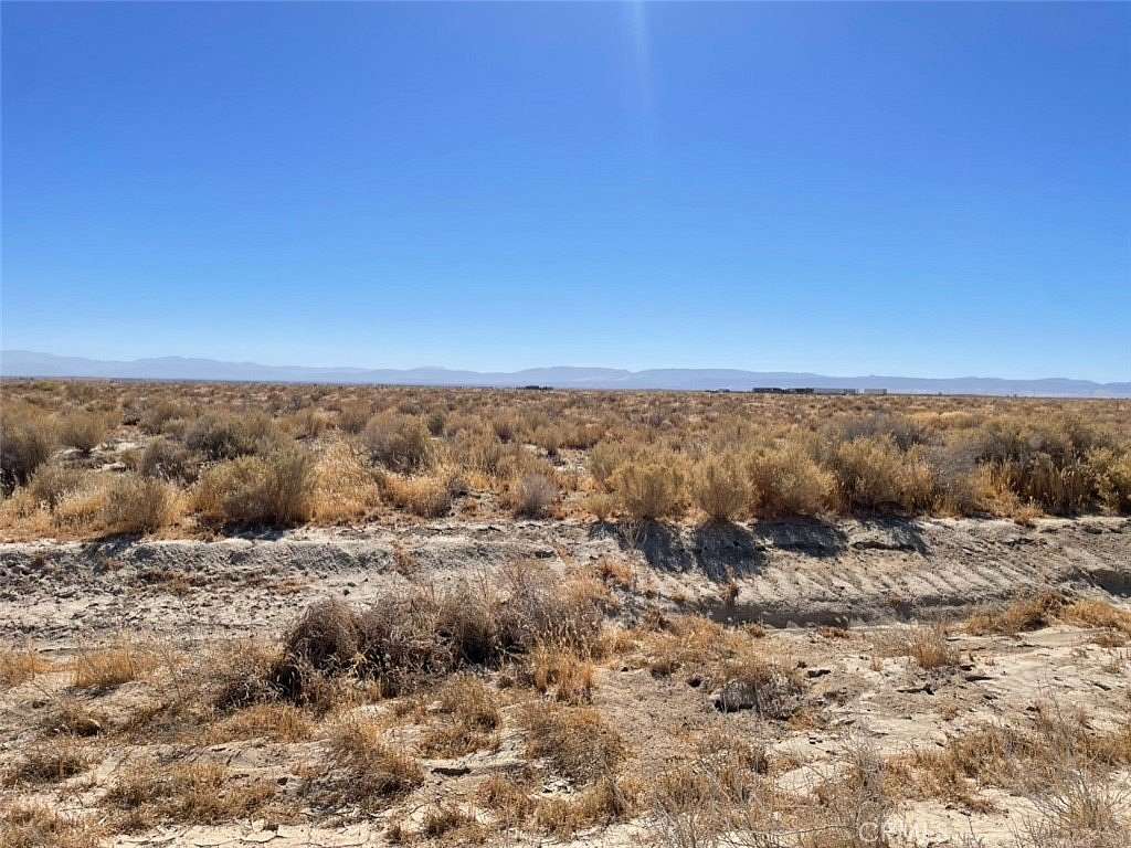 1.266 Acres of Land for Sale in Lancaster, California