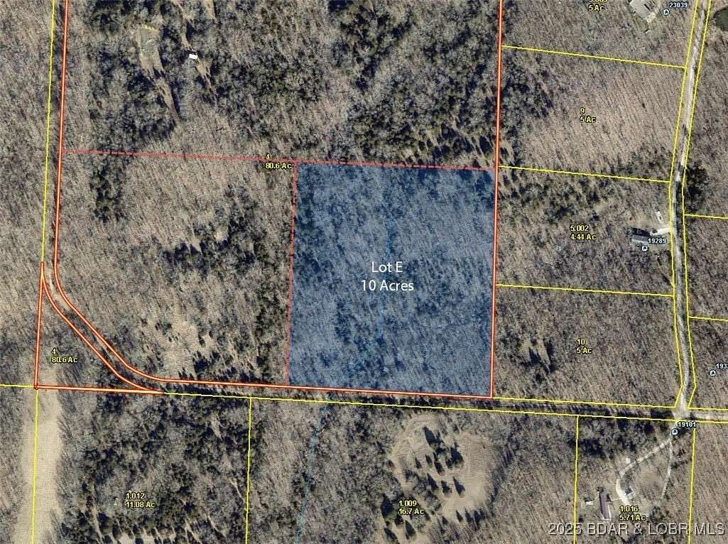 10 Acres of Recreational Land for Sale in Barnett, Missouri