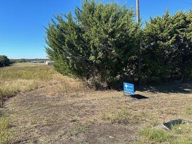 1.5 Acres of Residential Land for Sale in Trenton, Texas