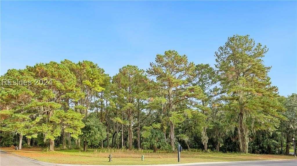 1.5 Acres of Residential Land for Sale in Bluffton, South Carolina