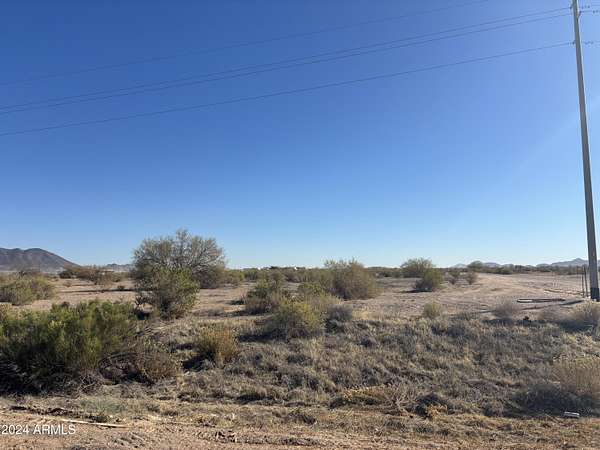1 Acre of Residential Land for Sale in Tonopah, Arizona
