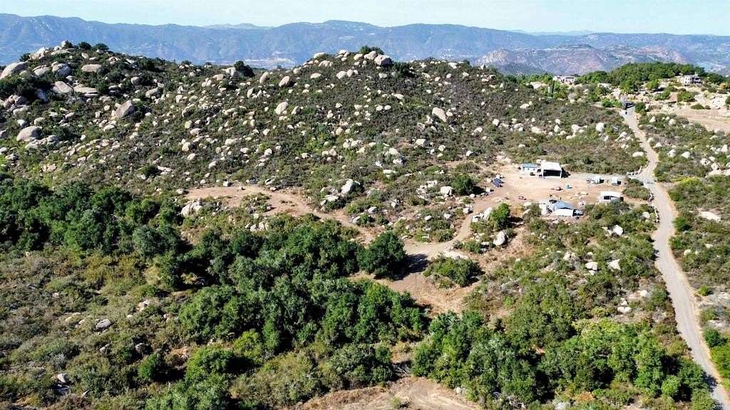 39.72 Acres of Recreational Land & Farm for Sale in Fallbrook, California