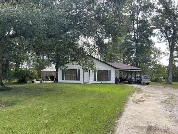 3.65 Acres of Residential Land with Home for Sale in Livingston, Louisiana