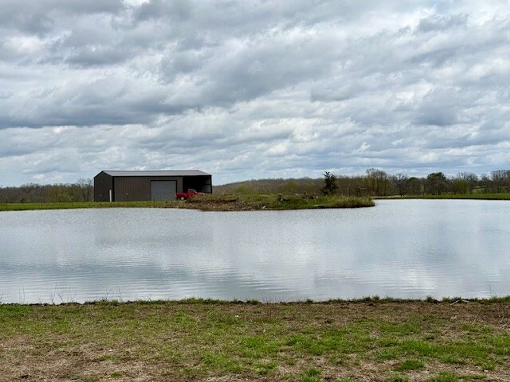 18 Acres of Recreational Land & Farm for Sale in Mountain View, Missouri