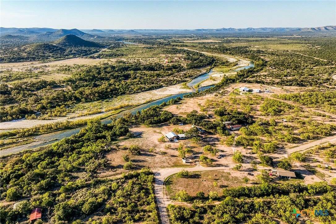 10 Acres of Residential Land for Sale in Uvalde, Texas