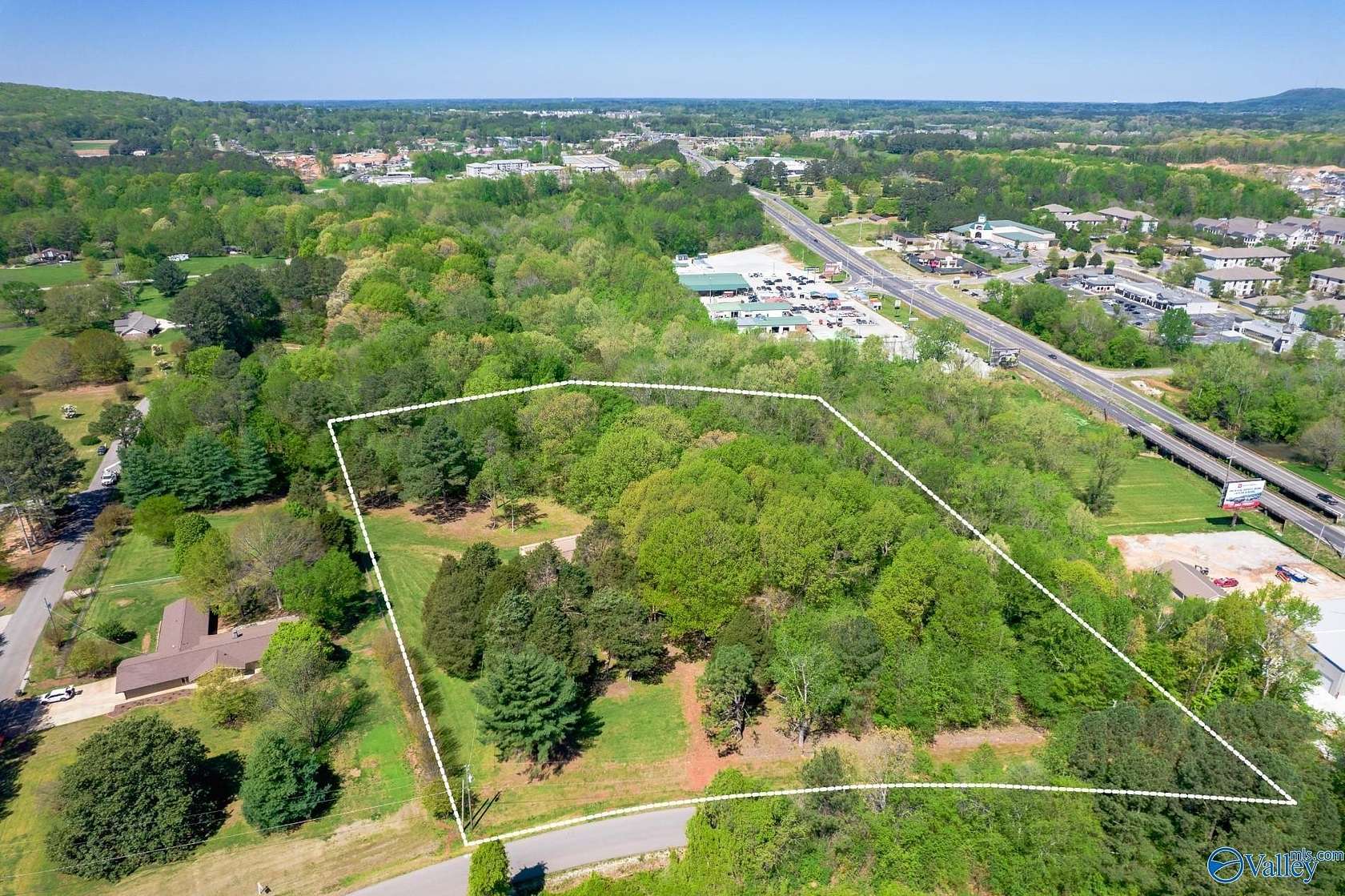 3.85 Acres of Residential Land for Sale in Huntsville, Alabama