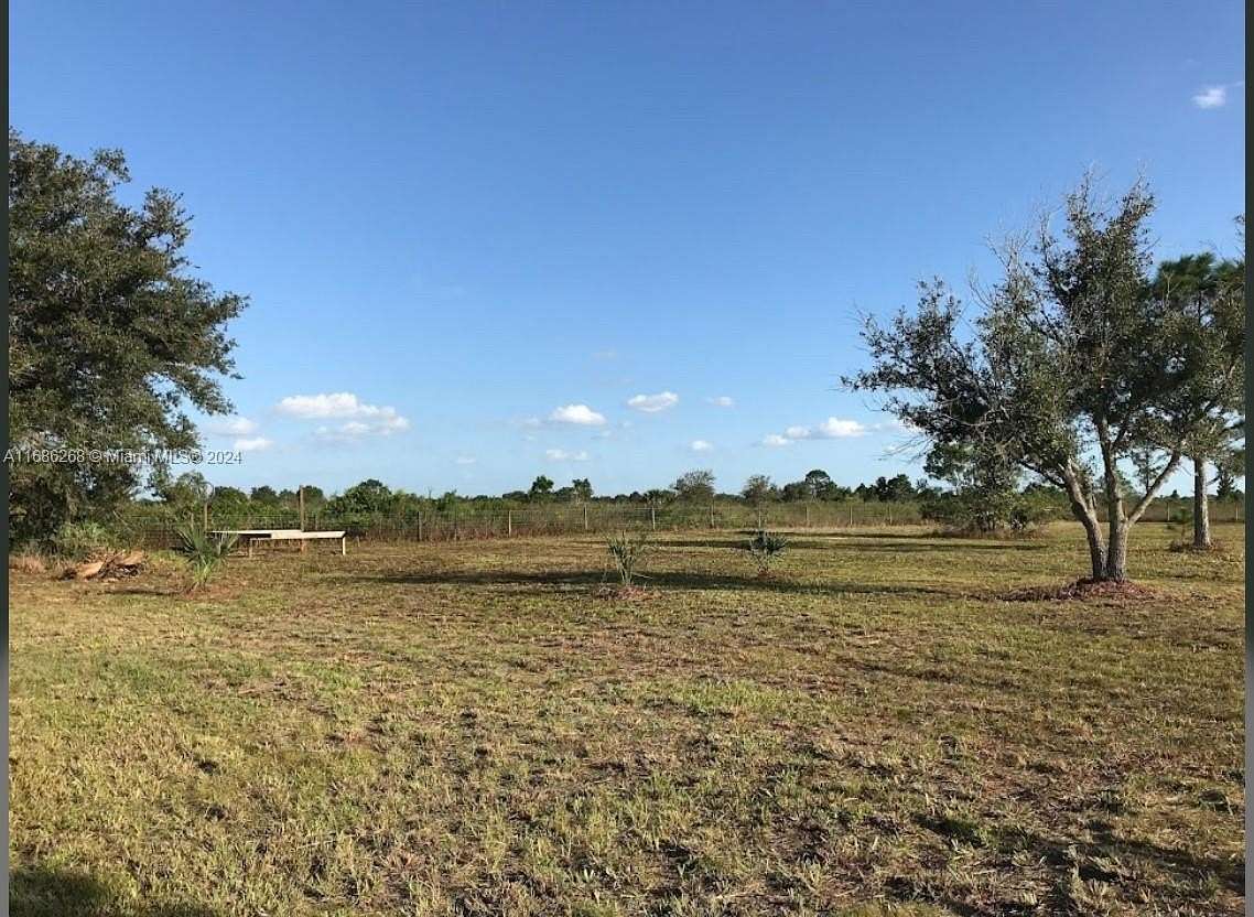 1.25 Acres of Residential Land for Sale in Okeechobee, Florida