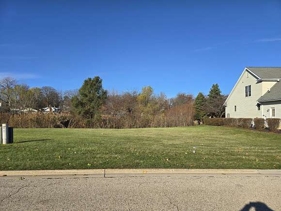 0.26 Acres of Residential Land for Sale in Wauconda, Illinois