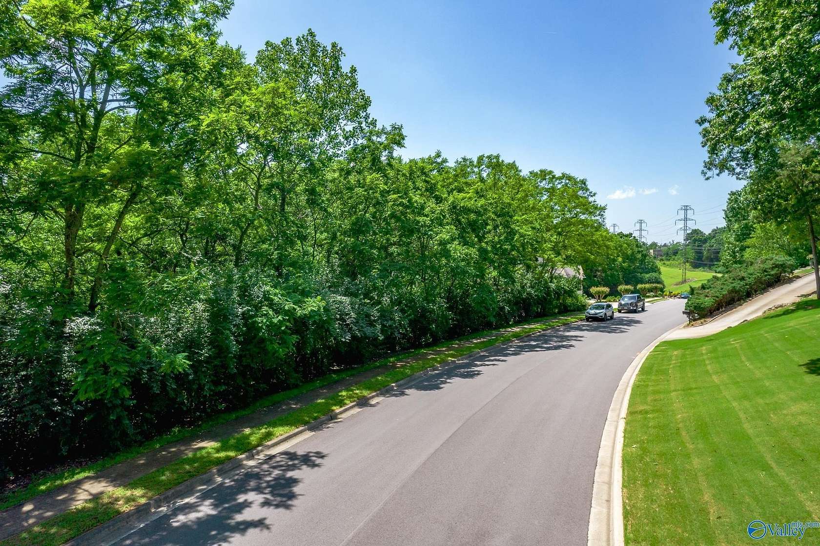 0.87 Acres of Residential Land for Sale in Huntsville, Alabama