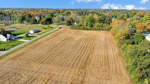 2 Acres of Residential Land for Sale in Wolcottville, Indiana