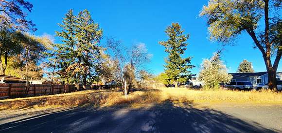 0.23 Acres of Residential Land for Sale in Metolius, Oregon