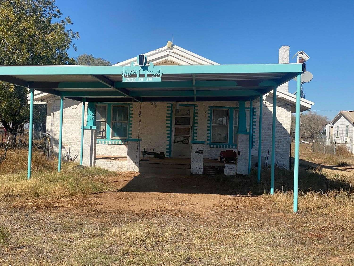 5.6 Acres of Residential Land with Home for Sale in Petersburg, Texas