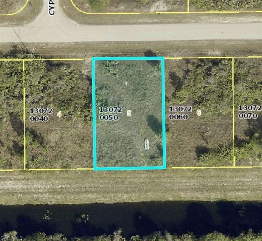 0.75 Acres of Residential Land for Sale in Lehigh Acres, Florida