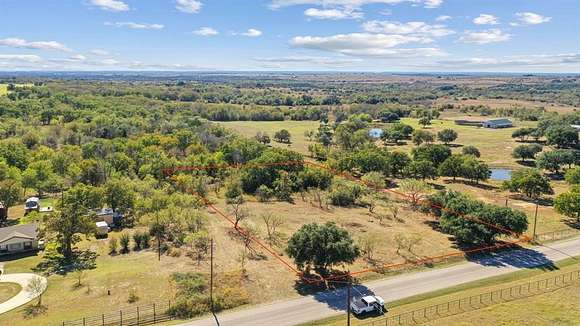 2.001 Acres of Residential Land for Sale in Weatherford, Texas