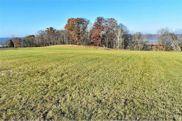 1.53 Acres of Residential Land for Sale in Wabasha, Minnesota