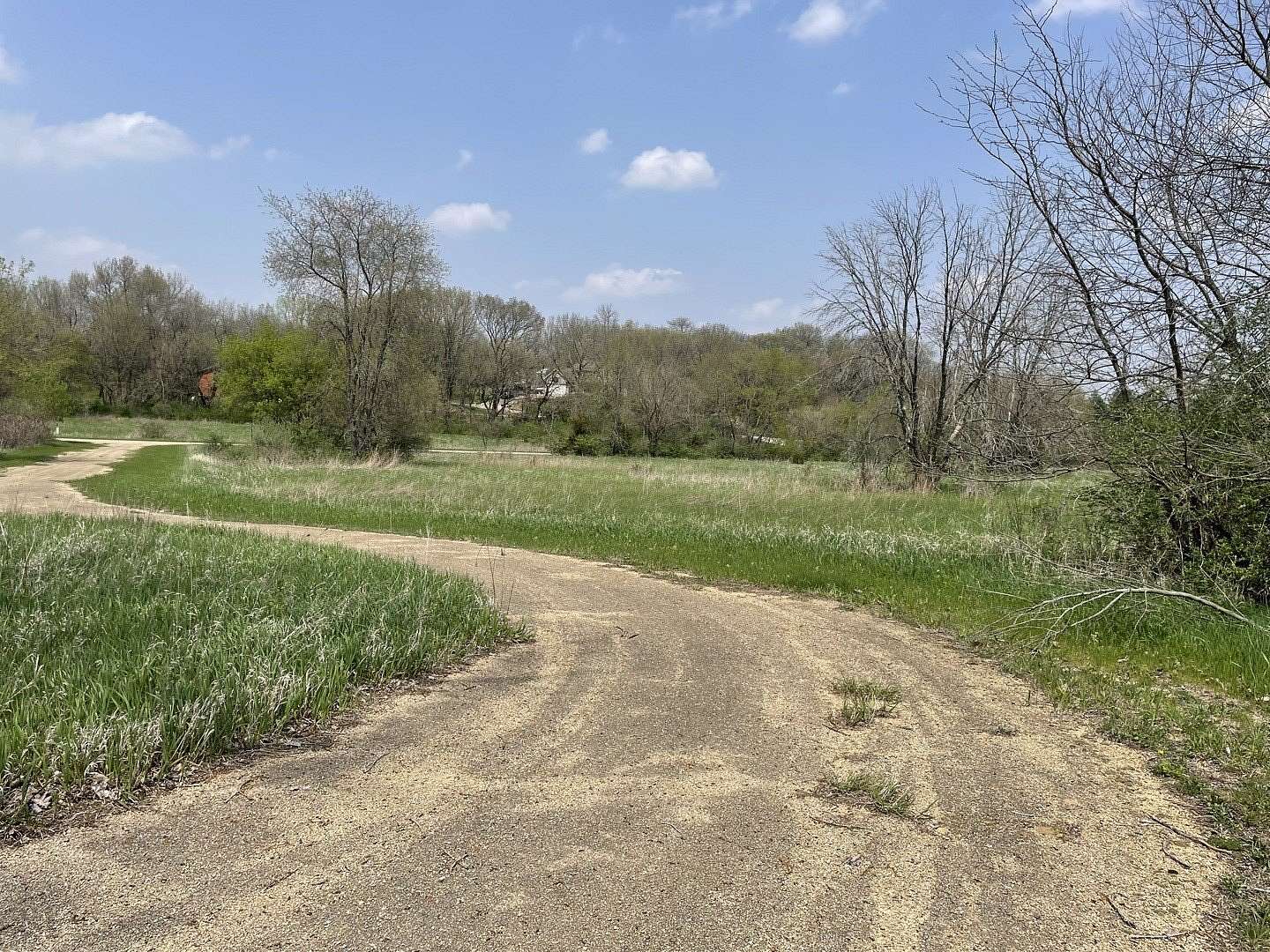 1.3 Acres of Residential Land for Sale in Dixon, Illinois