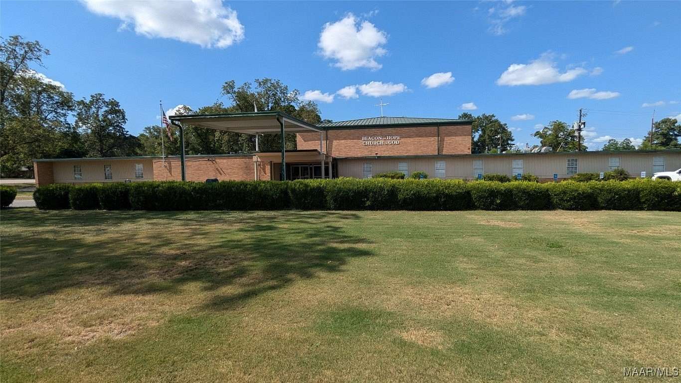 5.6 Acres of Improved Commercial Land for Sale in Montgomery, Alabama