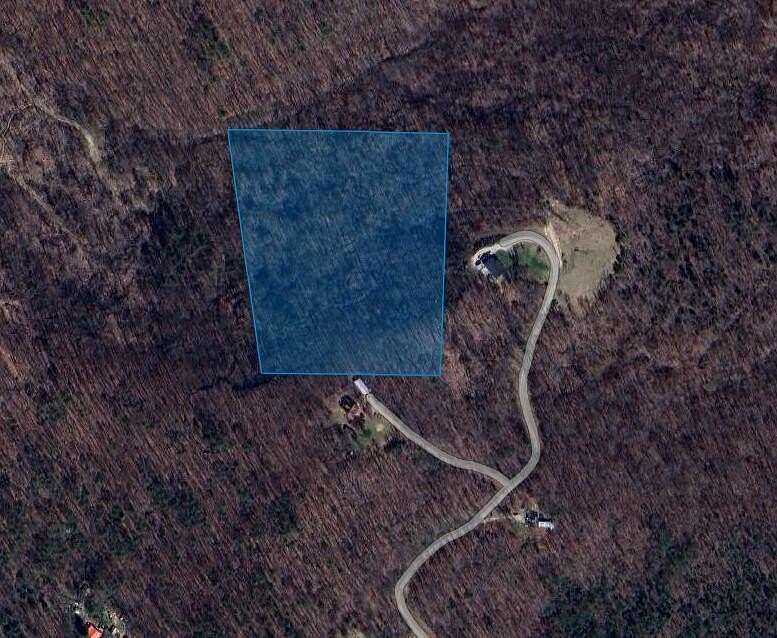 11.2 Acres of Land for Sale in Burnside, Kentucky