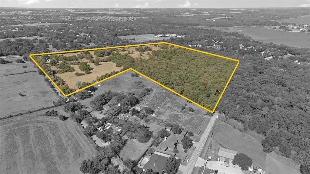 37.397 Acres of Recreational Land & Farm for Sale in Shady Shores, Texas