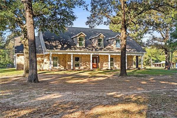 12.9 Acres of Land with Home for Sale in Wilmer, Alabama