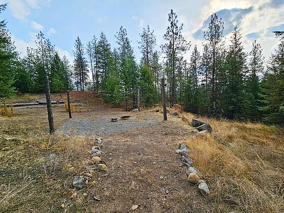 20 Acres of Land for Sale in Evans, Washington