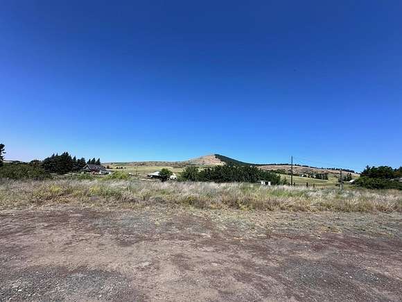 0.01 Acres of Residential Land for Sale in Tekoa, Washington