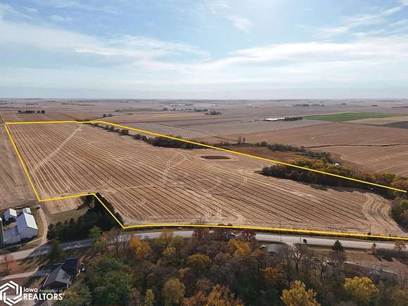 141.56 Acres of Agricultural Land for Sale in Monticello, Iowa