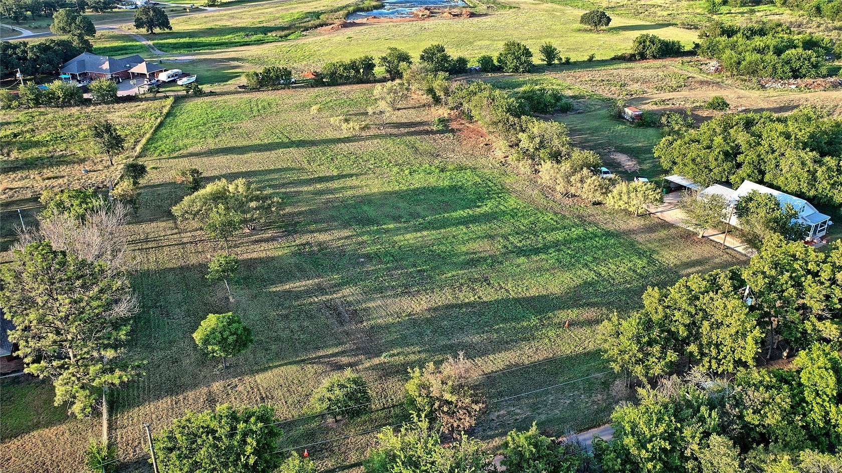 1.2 Acres of Residential Land for Sale in Nocona, Texas