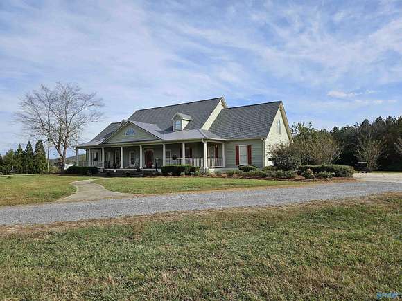 18.3 Acres of Land with Home for Sale in Ashville, Alabama