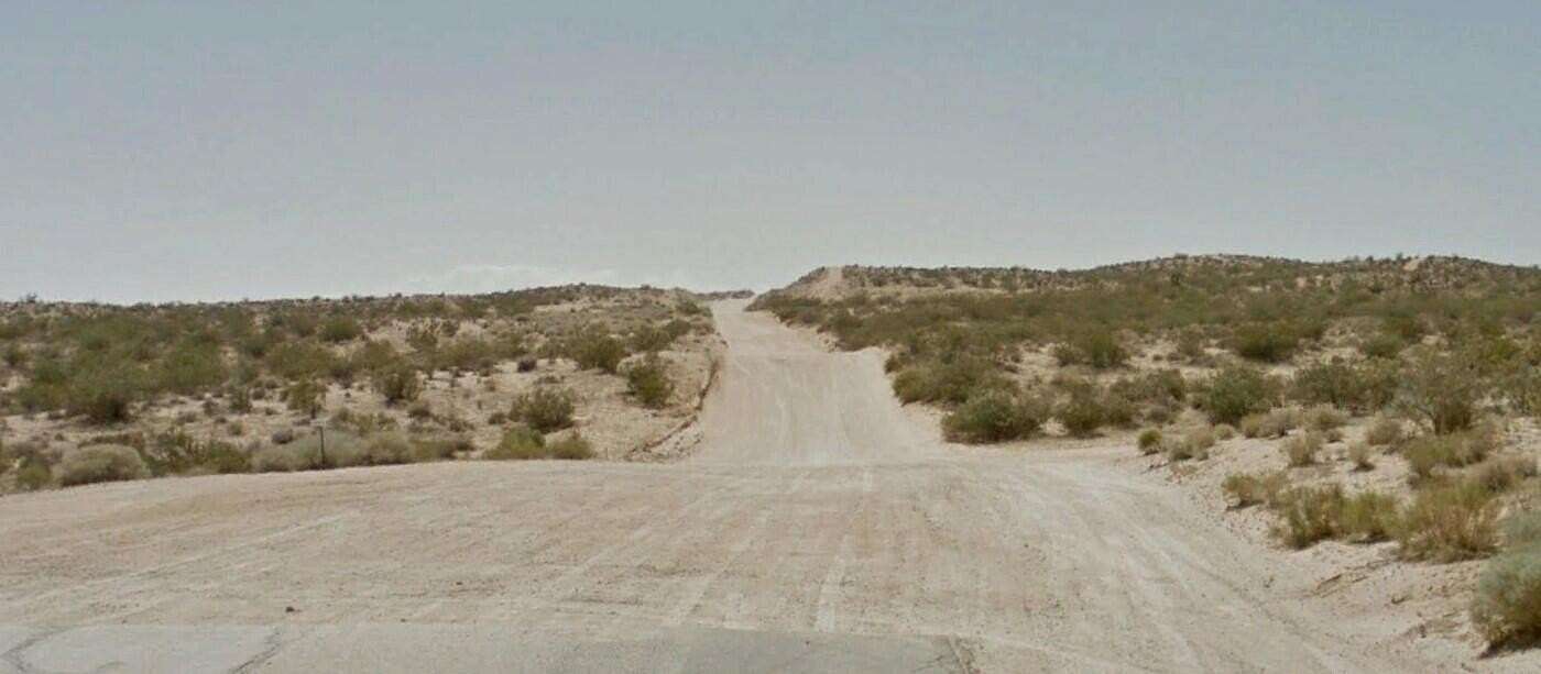 Residential Land for Sale in Mojave, California