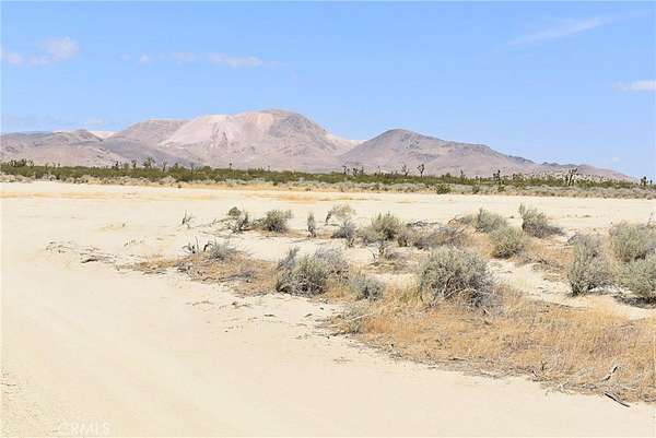 5 Acres of Land for Sale in Mojave, California